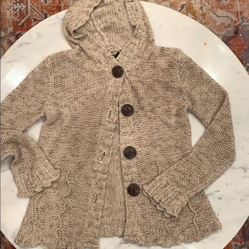 BCBG MAXAZRIA cardigan sweater. Size M